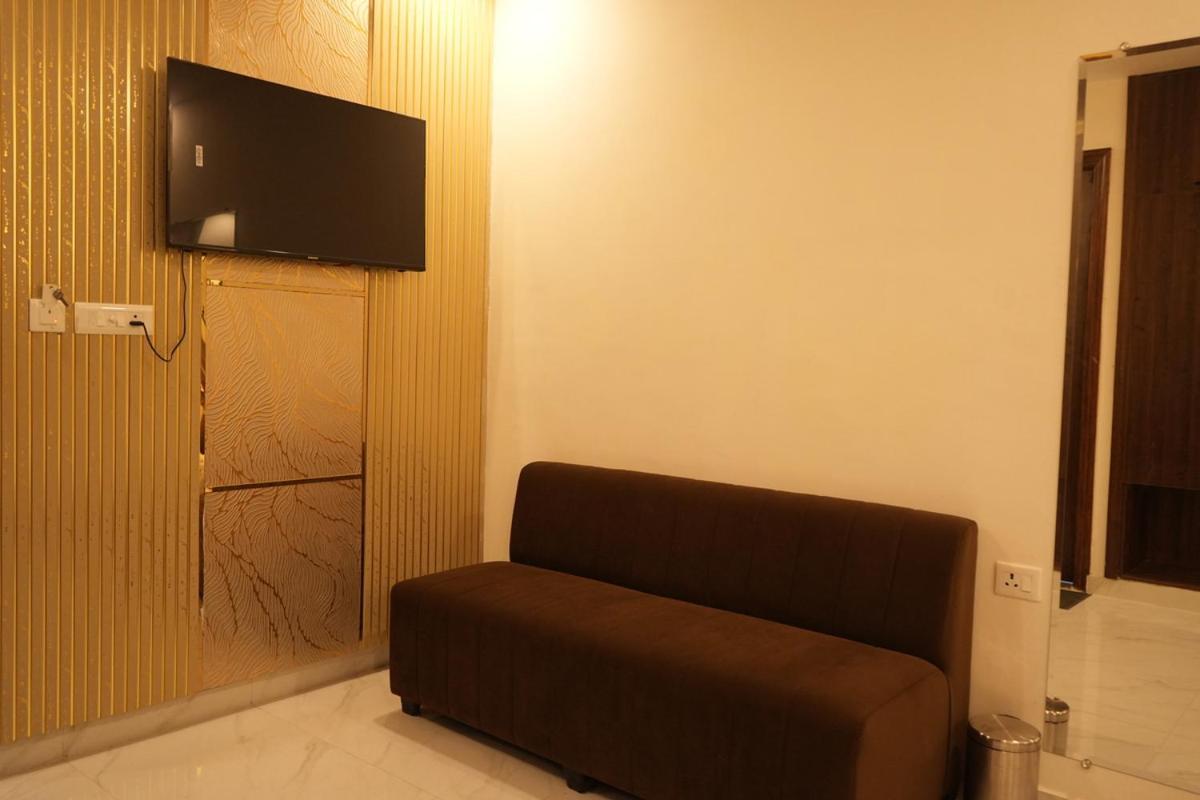Hotel Golden Palace Lucknow Zewnętrze zdjęcie