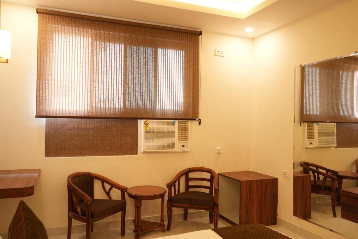 Hotel Golden Palace Lucknow Zewnętrze zdjęcie