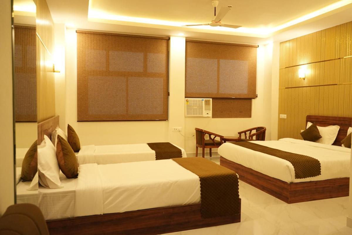 Hotel Golden Palace Lucknow Zewnętrze zdjęcie